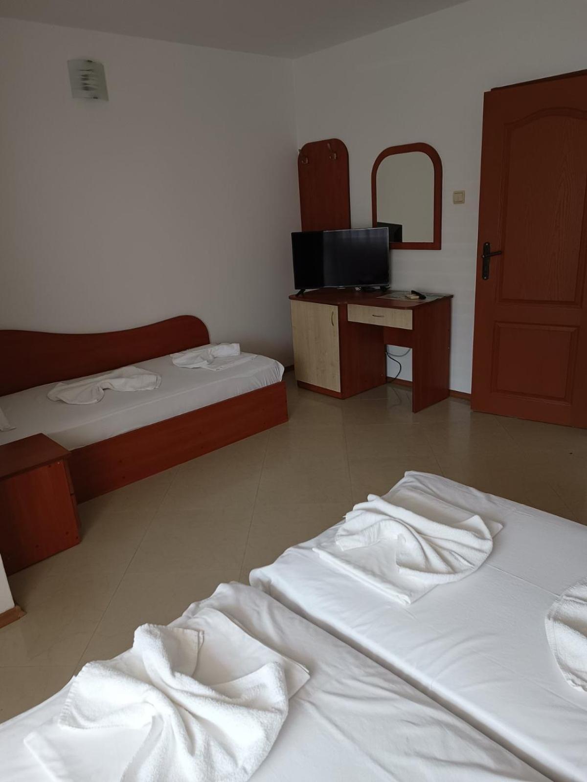 Guest House Ralitsa Pomorie Exterior foto